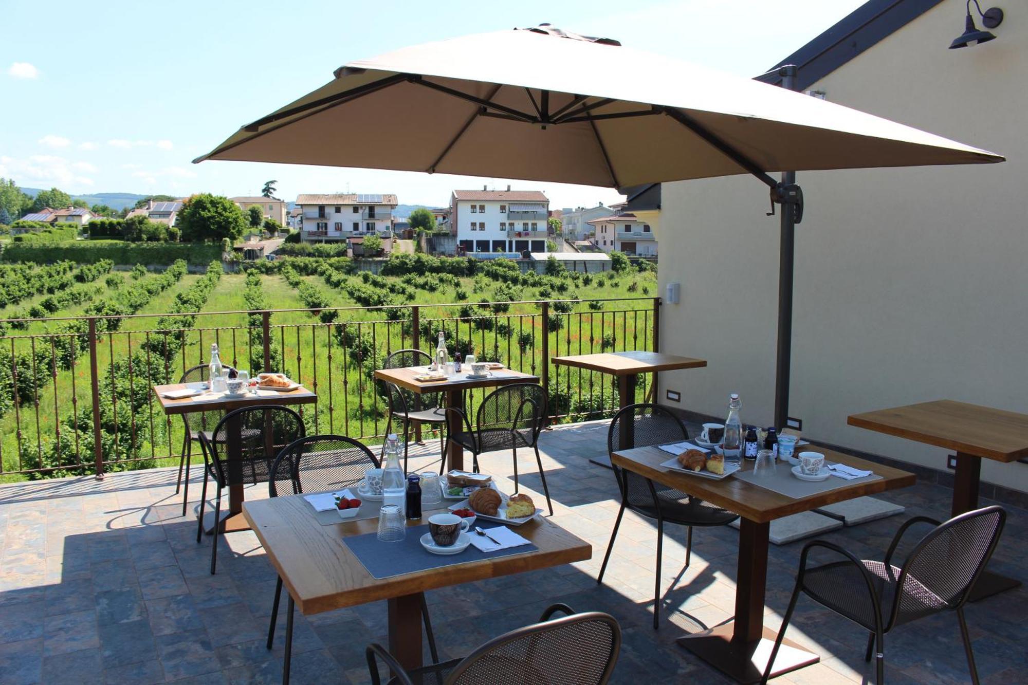 Bed And Breakfast Ca Tognella Pescantina Exterior photo